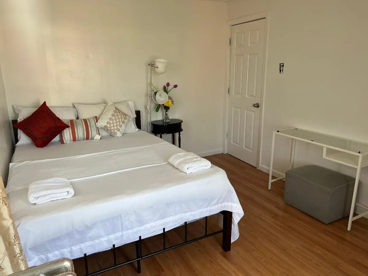 Vendégház Affordable Room In Queens New York